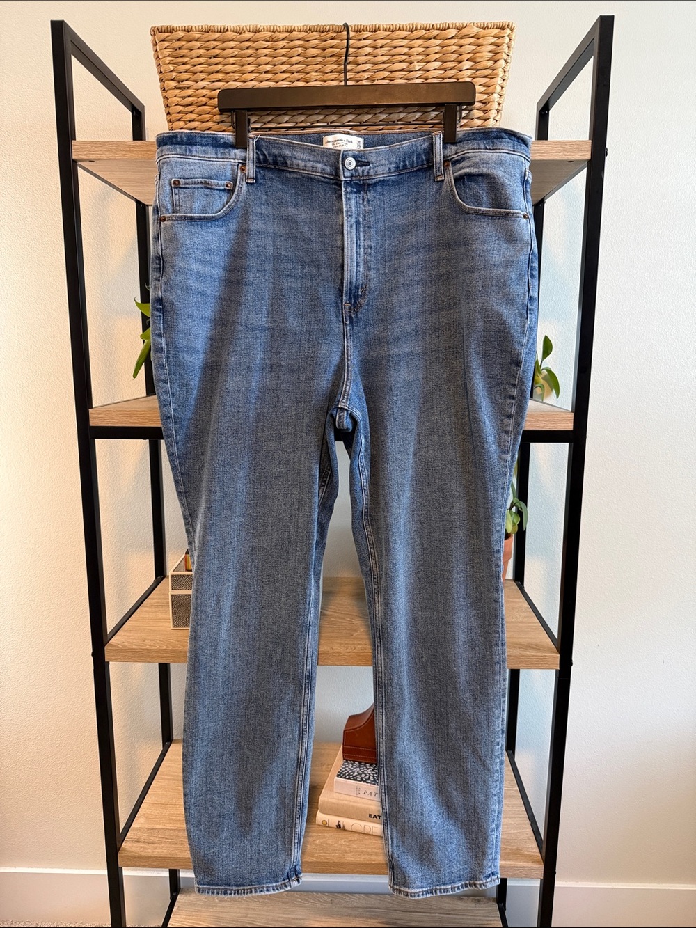 Abercrombie & Fitch The Slim Straight Ultra High Rise Jeans, 35/ 20 Long